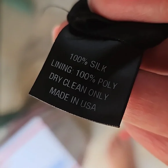 Alice & Trixie 💯 Silk Halter Black Dress - Picture 5 of 5